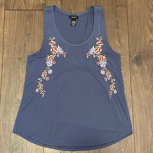 Vintage Rue21 floral embroidered tank